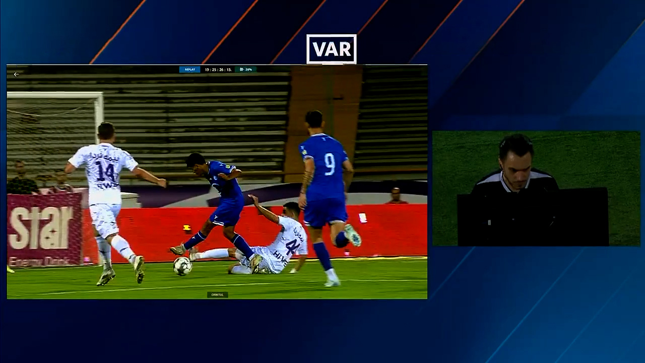 رد پنالتی استقلال برابر هوادار توسط VAR - تصویر شاخص