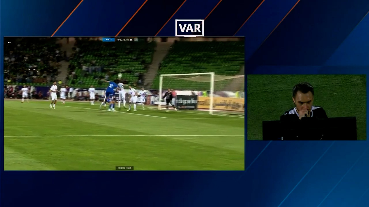 رد گل سوم استقلال به هوادار توسط VAR - تصویر شاخص