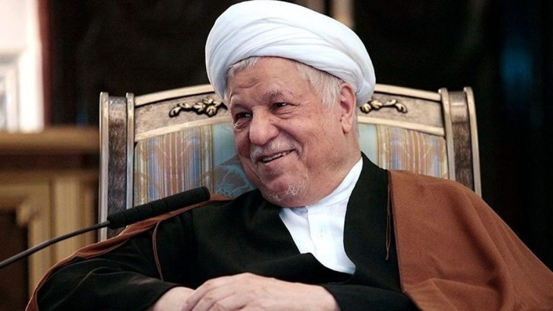 سفر به تاریخ؛ عکس کمتردیدهشدۀ «هاشمی رفسنجانی» در 19 سالگی؛ سال 1332