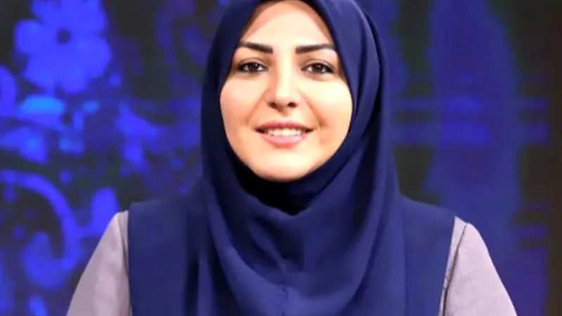 عکس یادگاری المیرا شریفیمقدم با بازیگر آرایشگاه زیبا