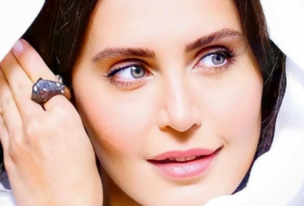 جلل‌الخالق از این همه شباهت الناز شاکردوست و برادر جنتلمنش - تصویر شاخص