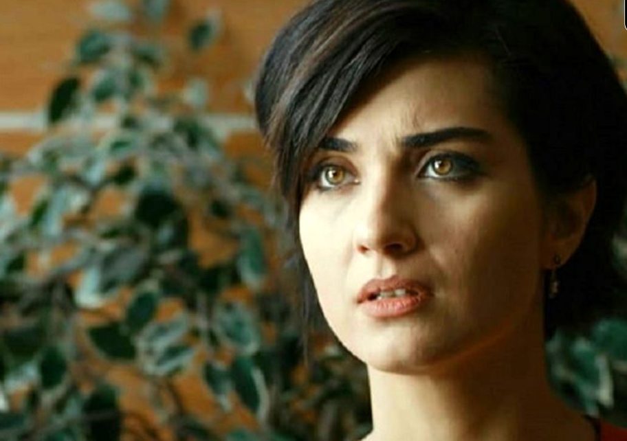 بیوگرافی، عکس های شخصی و زندگی خصوصی طوبا بویوک اوستون - تصویر شاخص