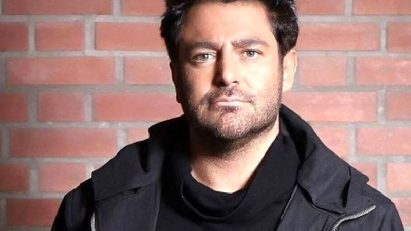این سلفی از شما بعید بود جنابِ گلزار!