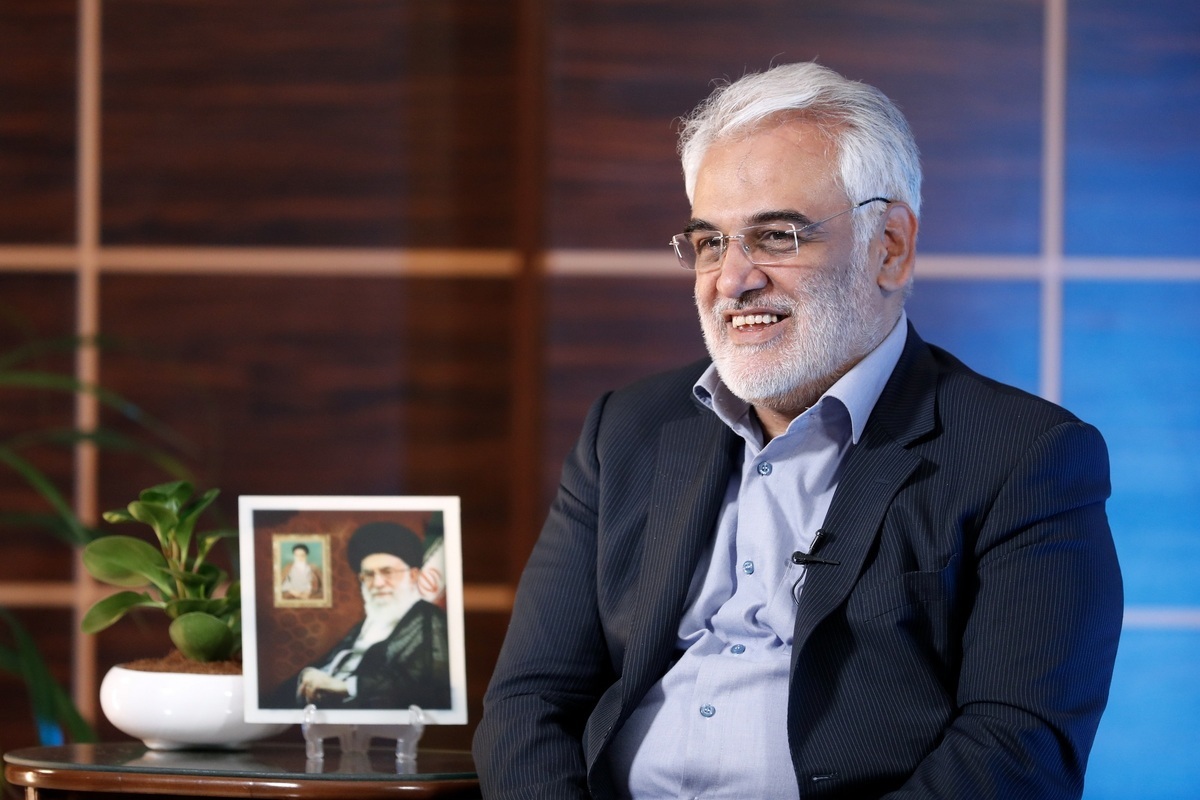 گزارش از محل ترور دکتر محمد مهدی طهرانچی دانشمند هسته ای و رییس دانشگاه آزاد کشور+ بیوگرافی و عکس همسر