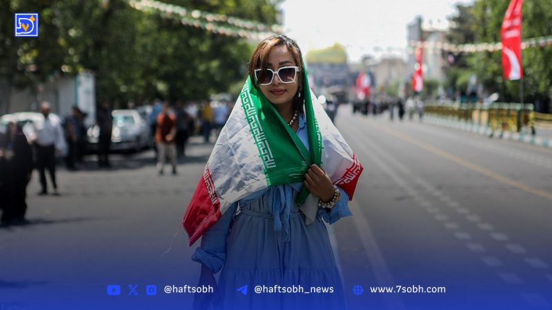 نگاهی به عکسهایی که سیاست، هنر، فرهنگ و ورزش را به هم گره میزند