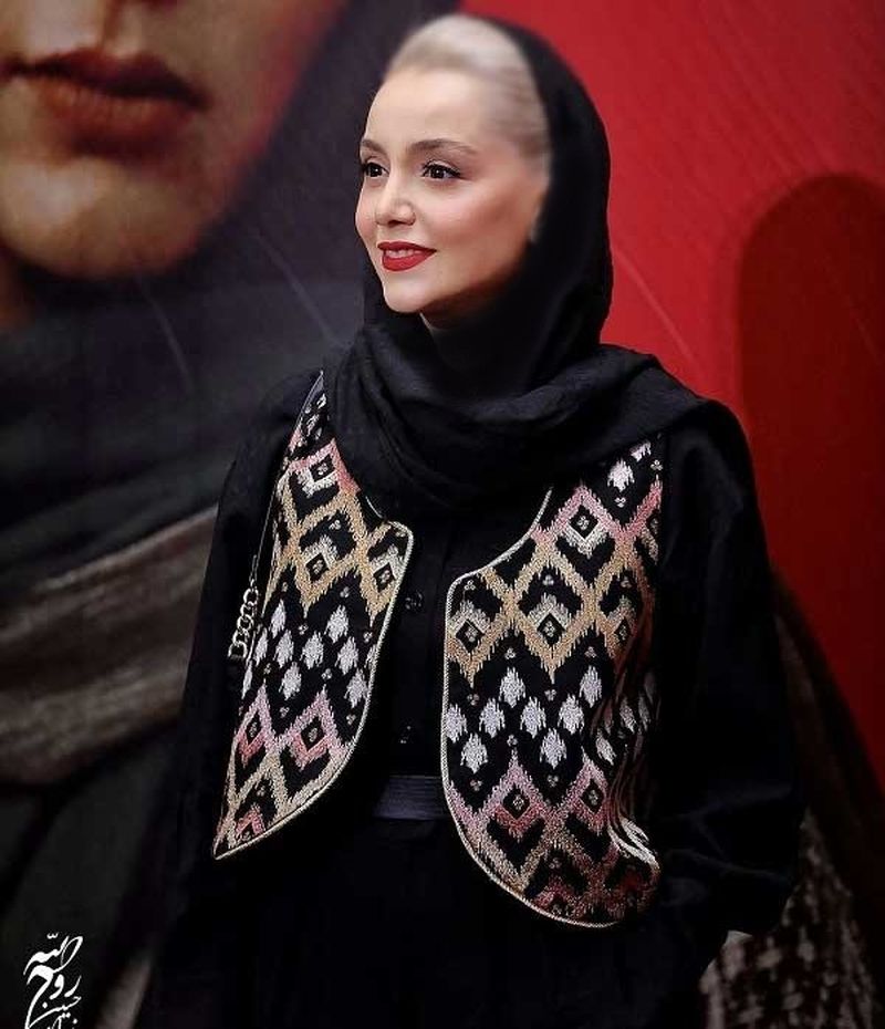 نازنین بیاتی