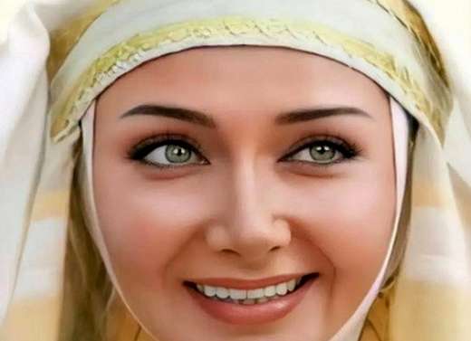 عکس/ تغییر چهره باورنکردنی کتایون ریاحی در ۶۴ سالگی با عمل و تزریق زیاد ؛ خانم بازیگر را نمیشناسید
