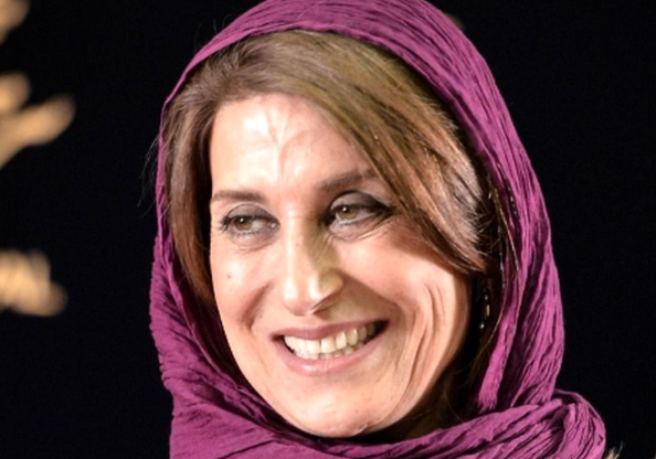 تصاویر؛ سفر در زمان؛ «فاطمه معتمدآریا» در 50 سالگی در فرانسه؛ سال 1390 - تصویر شاخص