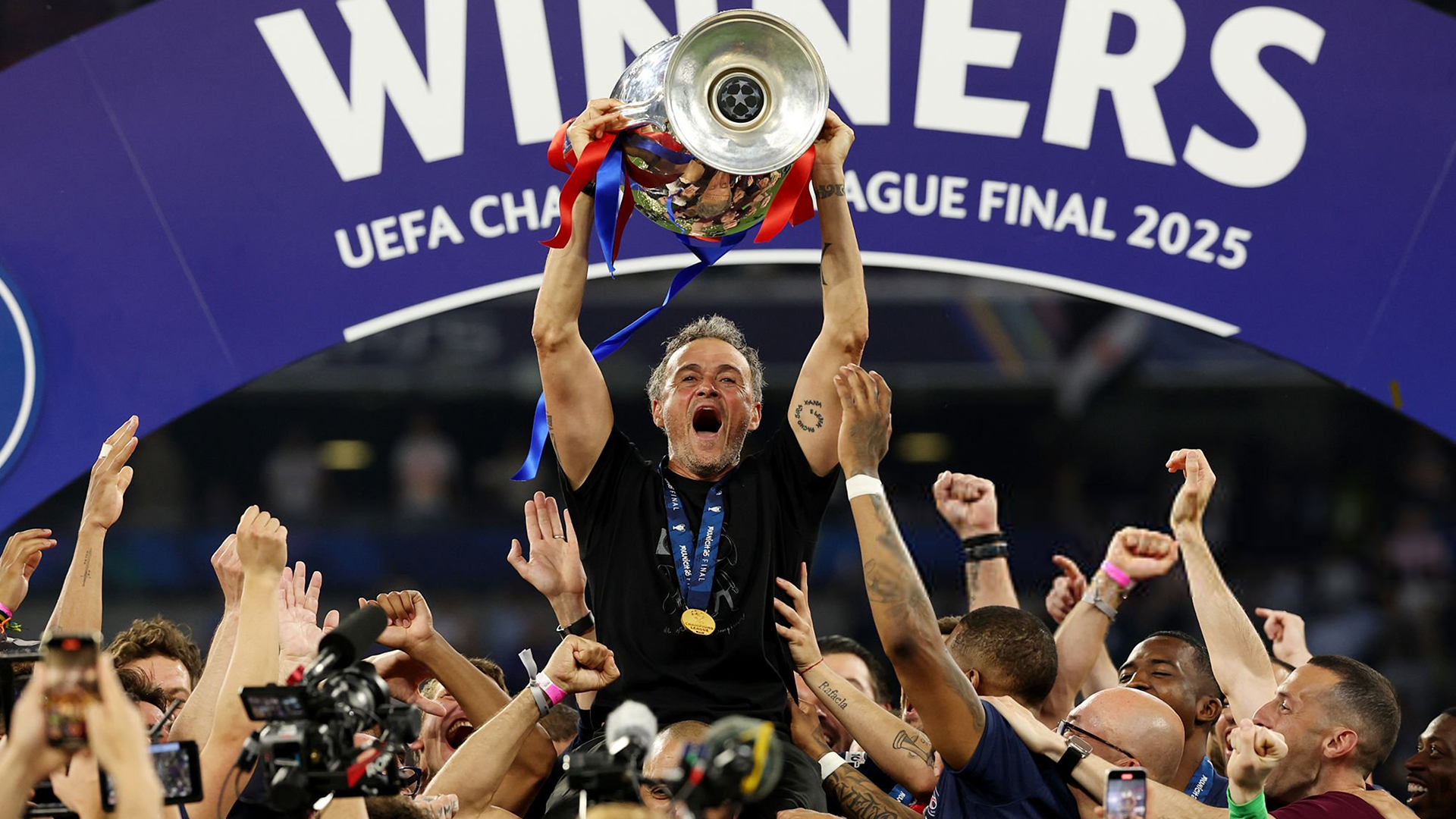 PSG قهرمان UCL شد؛ جام در دستان شاگردان انریکه - تصویر شاخص