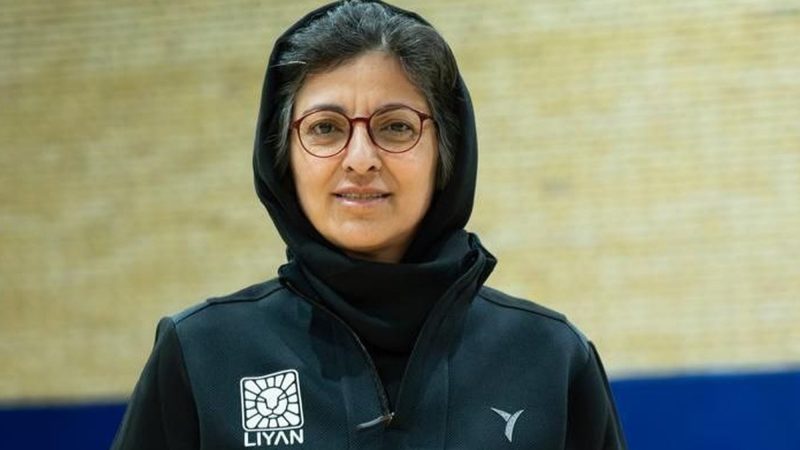 شهرزاد مظفر سرمربی تیم ملی فوتسال زنان، همراه با پویش صرفهجویی در آب