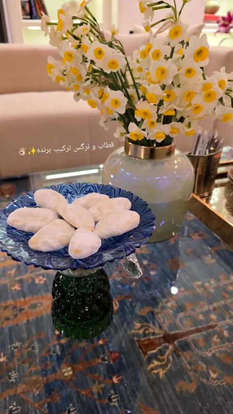 مینا مختاری