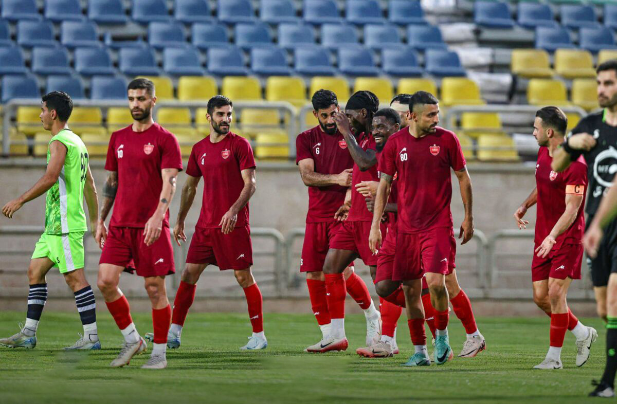 یازده سرباز پرسپولیس مقابل آریو اسلامشهر - تصویر شاخص