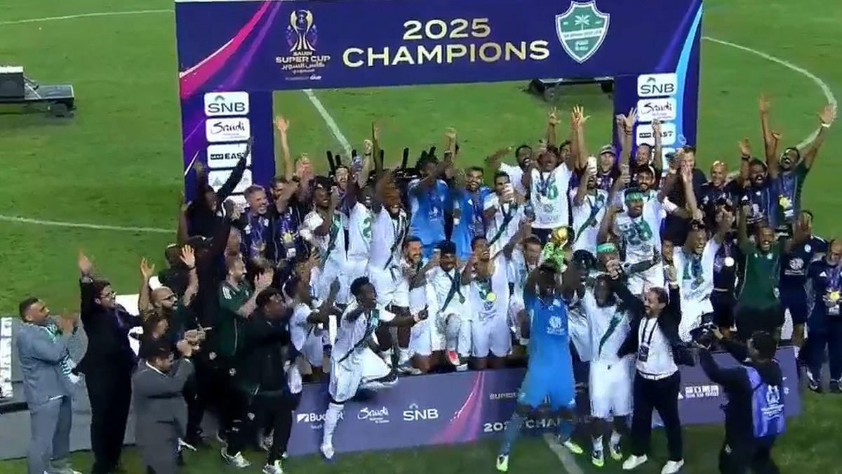 الاهلی قهرمان سوپرکاپ عربستان 2025 شد - تصویر شاخص