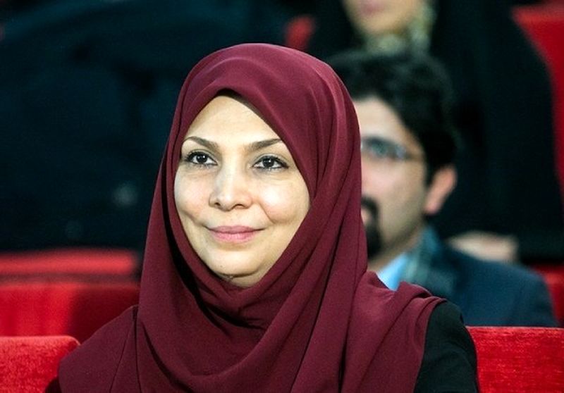 عکس/ سفر در زمان ؛ چهره جدید«شیده معاونی» مجری دهه ۶۰ به همراه دختر زیبایش - تصویر شاخص