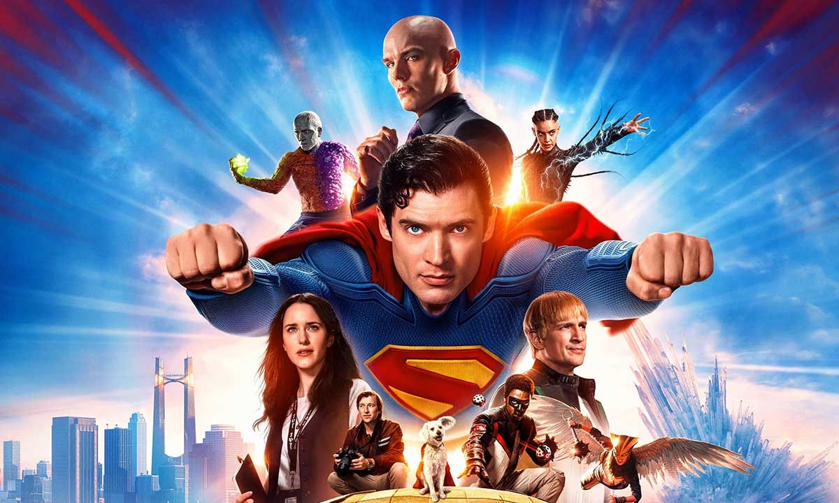 سیر تا پیاز اسامی بازیگران و داستان فیلم superman ۲۰۲۵ - تصویر شاخص