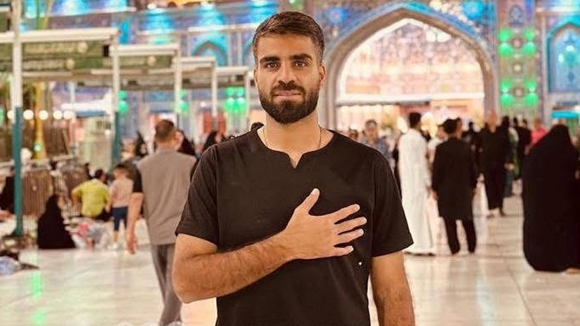 مدافع استقلالی دور از هیاهوی فوتبال ایران - تصویر شاخص