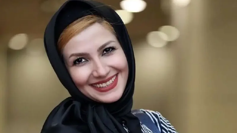 عکس / متفاوت ترین تصویر از خالهشادونه در یک مکان فوتبالی