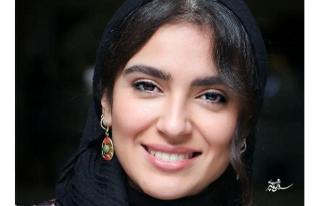 مونا کرمی