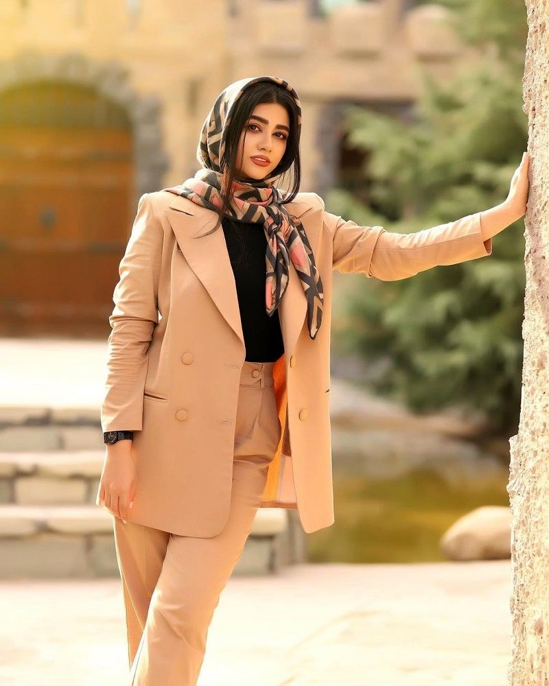 سرنا امینی