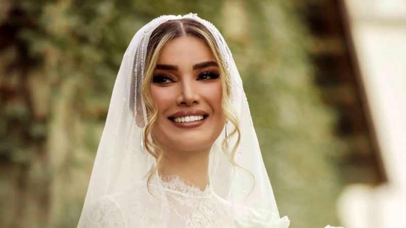 عکس/ سفر در زمان ؛ متین ستوده در ۸ سالگی؛ نگاهی به شروع کار هنری بازیگر تازه عروس