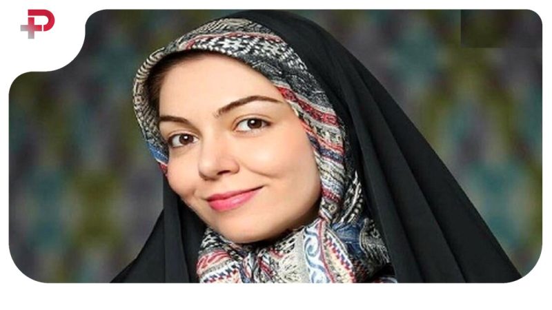 عکس / دلتنگی های جگرسوز خواهر و پدر آزاده نامداری بر سر مزار وی