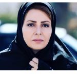 دکوراسیون منزل نسین نکیسا / تابلو طلای خطاطی و مبلمان راحتی جلب توجه کرد