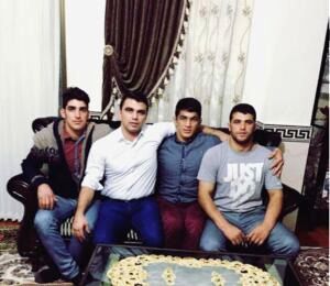 حسن یزدانی و برادرش