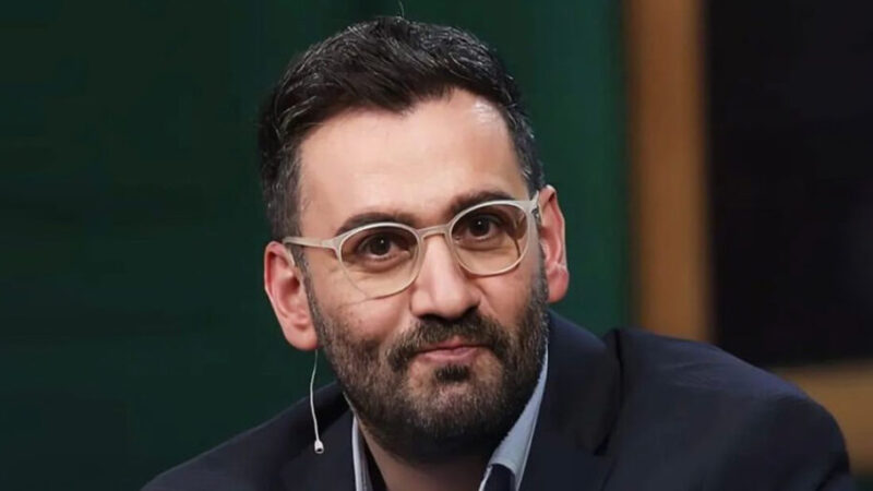 تصاویر| پیراهن سبز و چروک نیما شعباننژاد سوژه شد/ آقای بازیگر با لباسی که فکرش را نمی کنید ظاهر شد