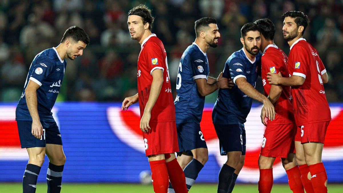 صدرنشینی گل گهرسیرجان در شب توقف پرسپولیس - تصویر شاخص