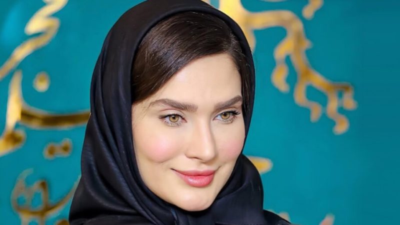 عکس| عجیب ترین تیپ ساناز سعیدی ؛ مامان صدیقه سریال بچه مهندس با صندلهای کراکس خبرساز شد!