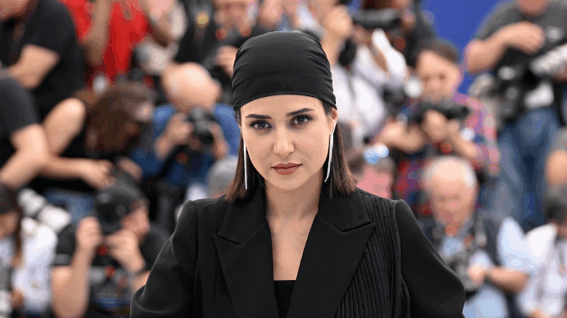 بیوگرافی و حواشی زندگی شخصی پریناز ایزدیار و همسرش