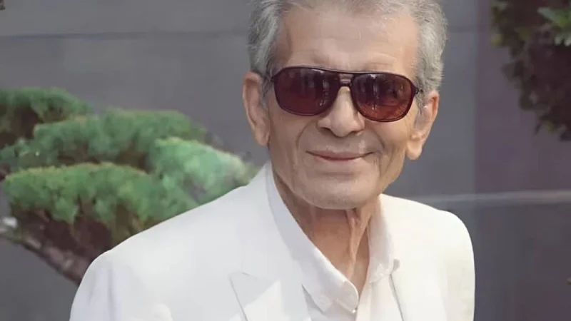 عکس| دلبری محمد شیری با این استایل/ تیپ رنگی سالارخان شبهای برره در سن ۷۵سالگی غوغا به پا کرد