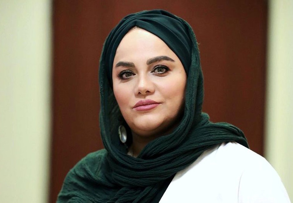 نرگس آبیار