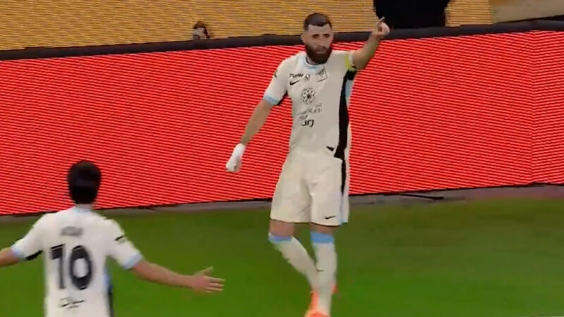 گل اول الاتحاد به النصر کریم بنزما - تصویر شاخص