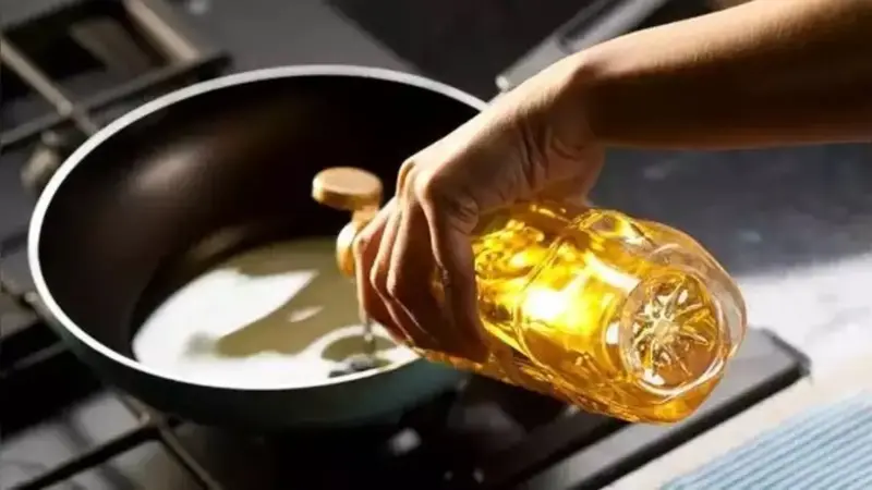 آیا استفاده مجدد از یک روغن در آشپزی خطرناک است؟