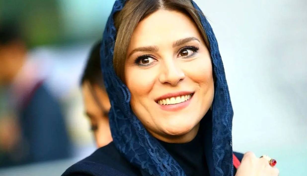 عکس| سلفی جدید و زیبایی سحر دولتشاهی ؛ خانم بازیگر هر روز جذاب تر می شود - تصویر شاخص
