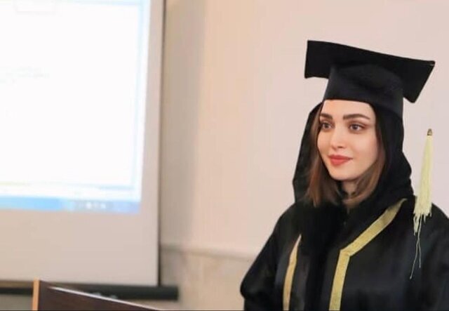 جنجال بادیگاردهای بهنوش طباطبایی؛ خانم بازیگر در دانشگاه آزاد بابل غوغا به پا کرد - تصویر شاخص