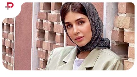 ویدیو | استایل ستایش موسوی در اصطبل؛ خانم بازیگر با اسب سفیدش - تصویر شاخص
