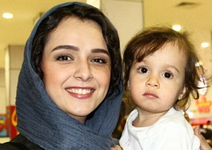 تصاویر| بیوگرافی و حواشی زندگی ترانه علیدوستی و همسر معروفش علی منصور - تصویر شاخص