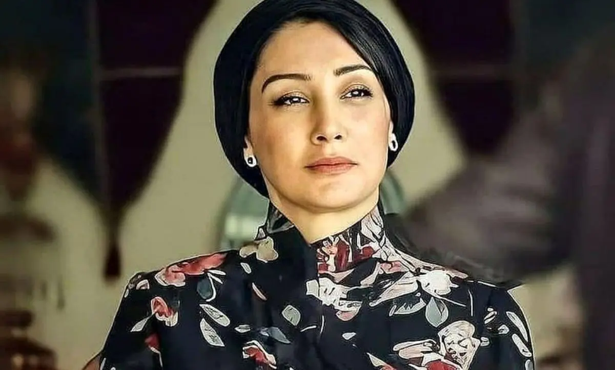 عکس| زیباییِ هدیه تهرانی در ۵۲ سالگی ؛ خانم بازیگر با تیپ جدیدش طرفدارانش را شگفت‌زده کرد - تصویر شاخص