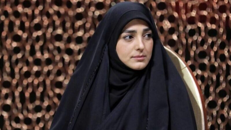 عکس| اقدام عجیب ستاره سادات قطبی ساعت یک نصفه شب بعد برگشتن از سرکار در خانه