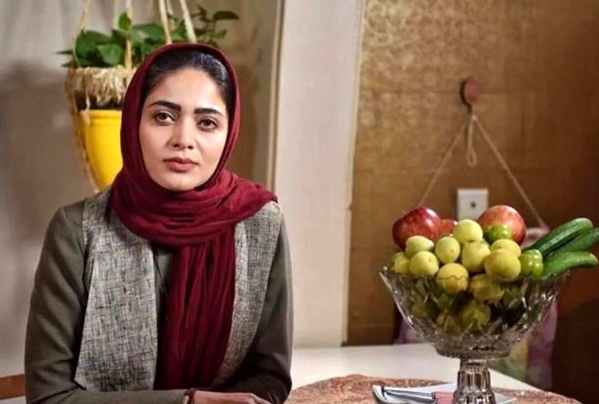 بیوگرافی و حواشی رندگی عارفه معماریان بازیگر زیبای ایرانی؛ دختر محمود نقاش پایتخت واقعا زیباست - تصویر شاخص