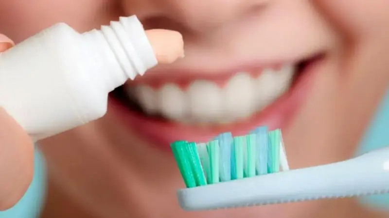مغزتان را دوست دارید؟ پس حتما مسواک بزنید!