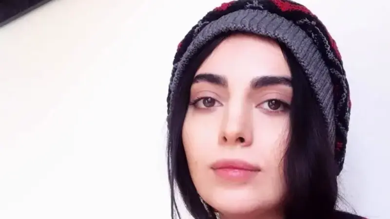 عکس| مهشید جوادی به پژمان جمشیدی طعنه زد؟ شخص متجاوز میتونه بسیار باشخصیت رفتار کنه