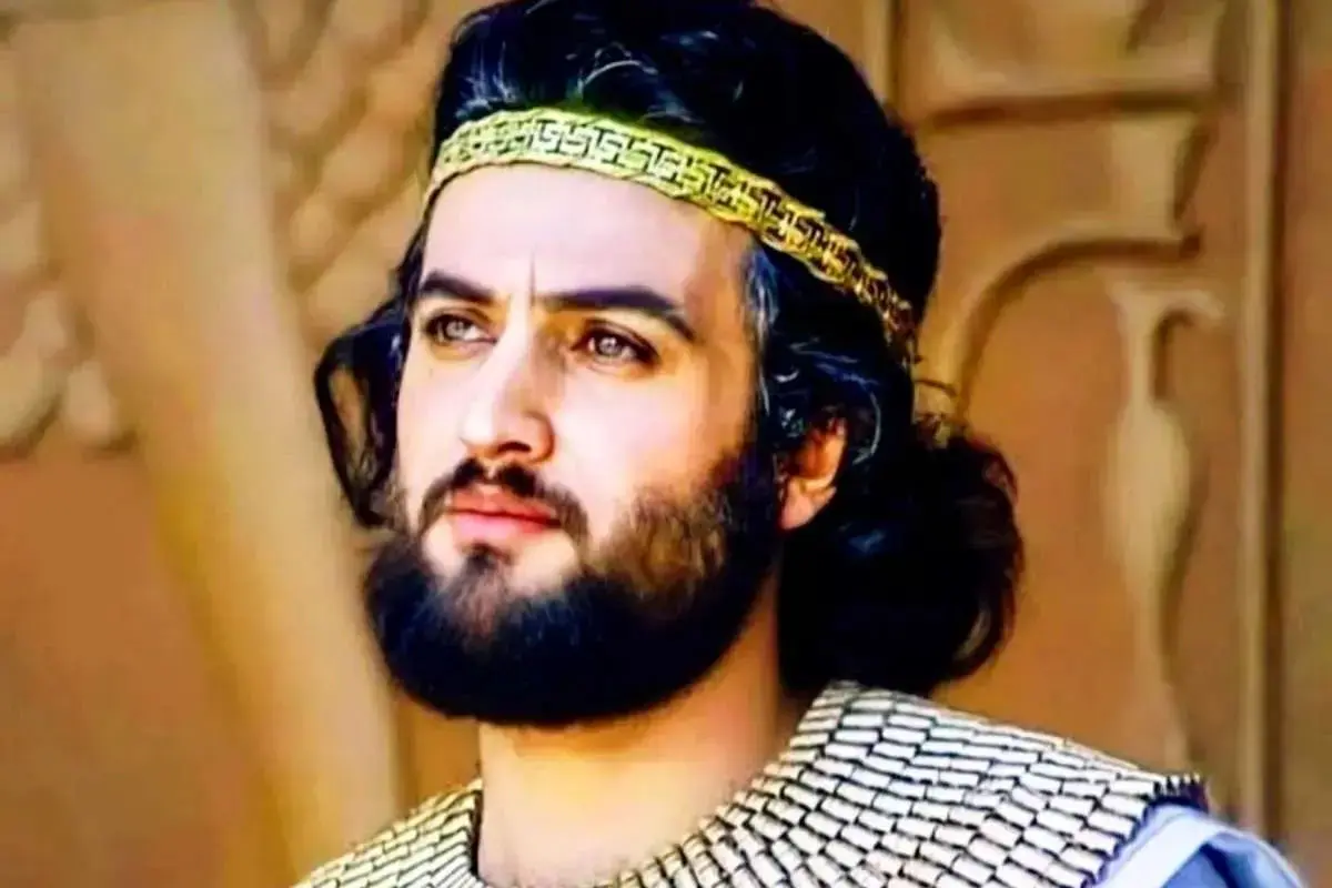 عکس| سفر در زمان ؛ یوسف در اولین فیلم «یوسف و زلیخا» در ایران؛ سال ۱۳۳۵ - تصویر شاخص
