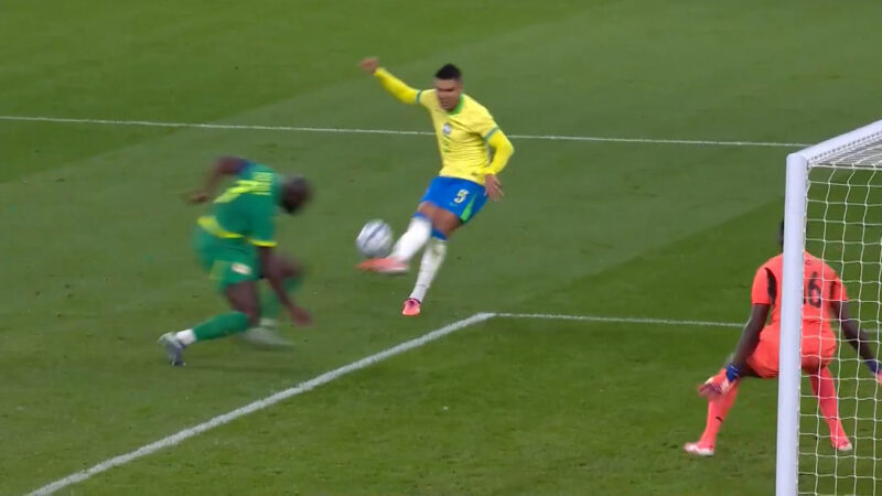 گل دوم برزیل به سنگال (کاسمیرو) - تصویر شاخص