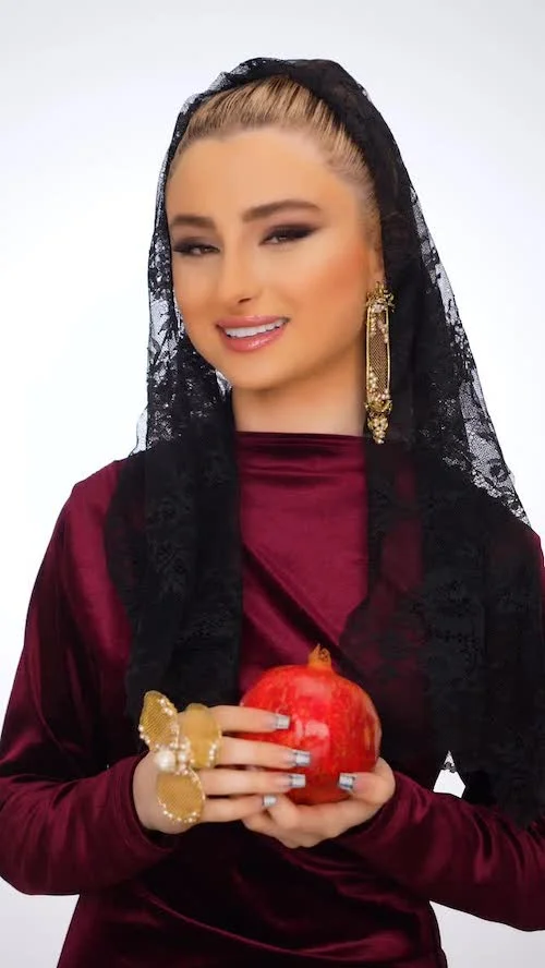 سارا و نیکا با استایلهای یلدایی
