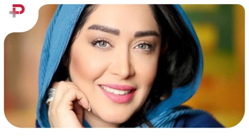 چهره زیبای سارا منجزی پور با روسری گل گلی و رژ قرمز؛ خانم بازیگر دلها رو برده