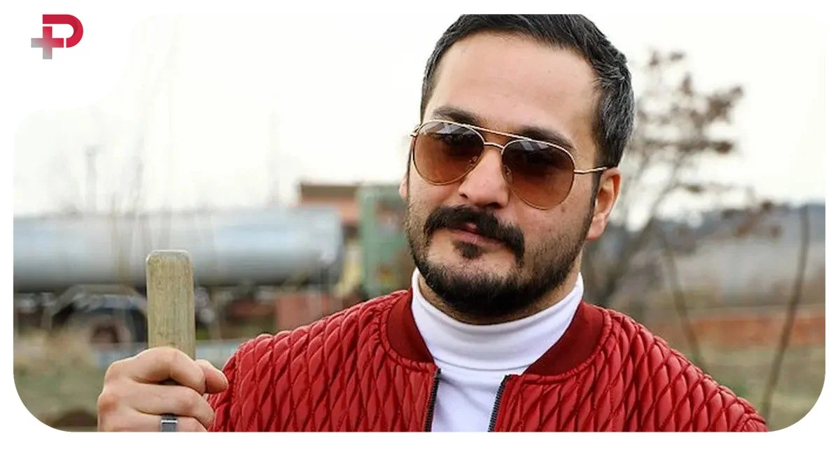 عکس| تیپ جذاب بازیگر سووشون؛ میلاد کی‌مرام با هودی آبی - تصویر شاخص