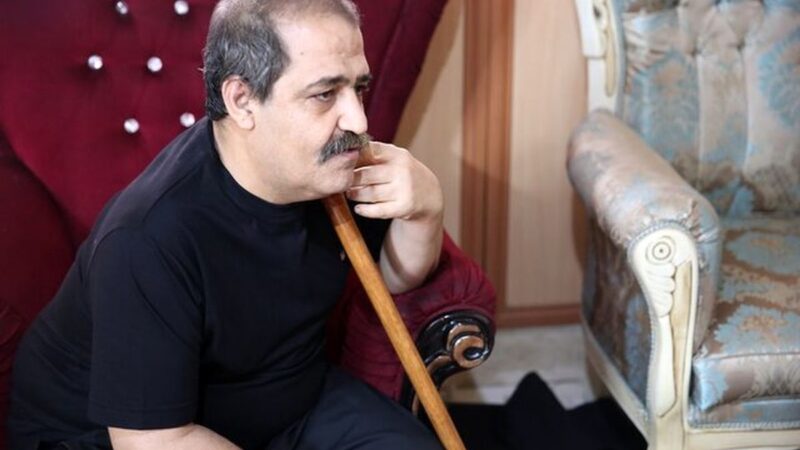 پرویز سنگسهیل بازیگر سریال «متهم گریخت» درگذشت